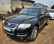 превью Volkswagen Touareg фото 1