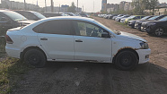 превью Volkswagen Polo фото 1