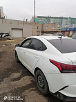 превью Hyundai Solaris фото 4