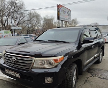 превью Toyota Land Cruiser фото 1 