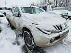 превью Mitsubishi L200 фото 1