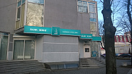 превью Отдельно стоящее здание площадью 2 348,50 м² фото 2