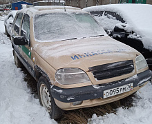 превью Chevrolet Niva фото 1 