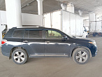 превью Toyota Highlander фото 4