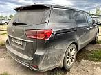 превью Kia Carnival фото 4