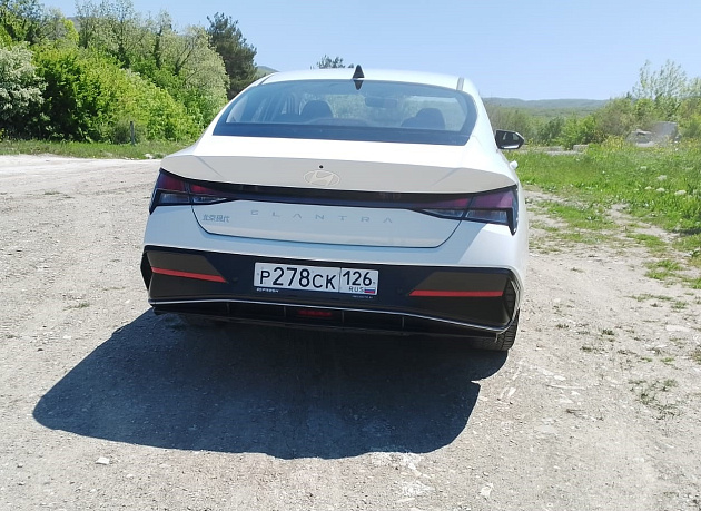 Hyundai Elantra фото 86818