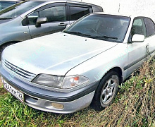 превью Toyota Carina фото 1