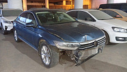 превью Volkswagen Passat фото 2