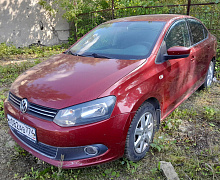 превью Volkswagen Polo фото 1 