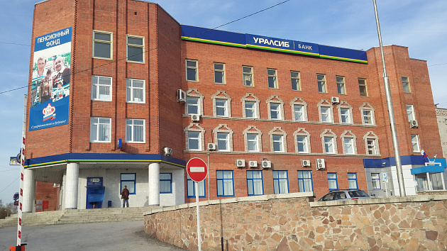 Отдельно стоящее здание площадью 1 537,60 м² фото 1