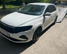 превью Volkswagen Polo фото 1 