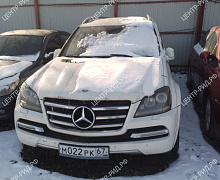превью Mercedes-Benz GL-класс фото 1 