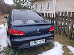 превью Peugeot 408 фото 4