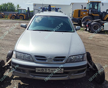 превью Nissan Primera фото 1