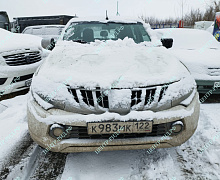 превью Mitsubishi L200 фото 1