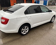 превью Skoda Rapid фото 1