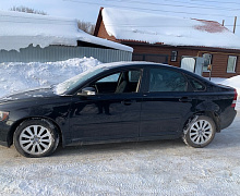 превью Volvo S40 фото 1