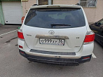 превью Toyota Highlander фото 4