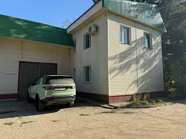 Коммерческая недвижимость площадью 2 442 м² фото 1