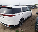 превью Kia Carnival фото 1