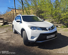 превью Toyota RAV4 фото 1 