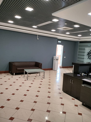 Административное здание площадью 1 281 м² фото 56251