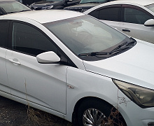 превью Hyundai Solaris фото 1 