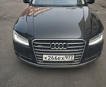 превью Audi A8 фото 1 