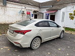 превью Hyundai Solaris фото 3