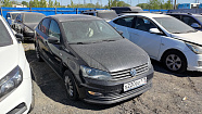 превью Volkswagen Polo фото 1