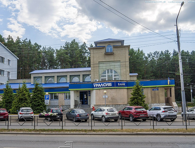 Отдельно стоящее здание площадью 869 м² фото 1